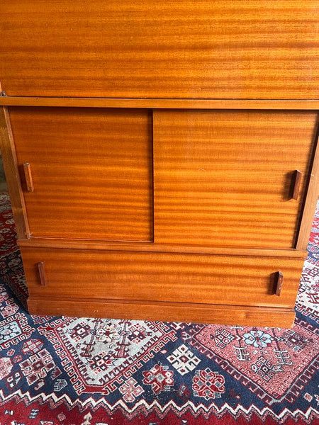 Bibliothèque secrétaire vitrine vintage au style scandinave