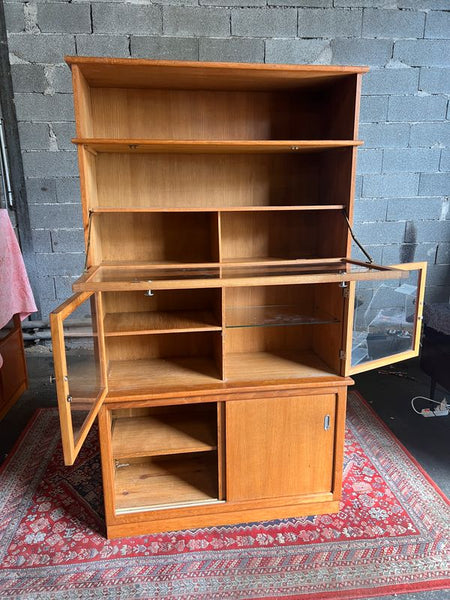 Grande bibliothèque / vitrine vintage en chêne blond et placage - Années 60/70