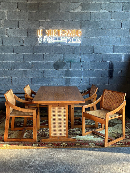 Ensemble vintage table et 4 chaises style scandinave en teck, cannage et chêne - Années 70/80