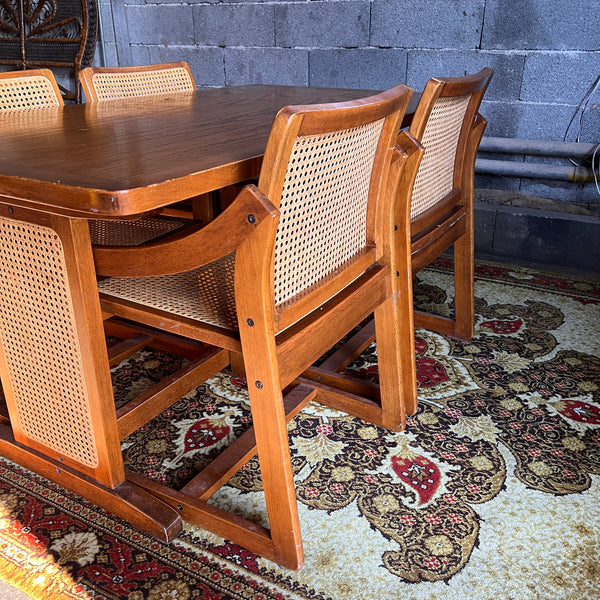 Ensemble vintage table et 4 chaises style scandinave en teck, cannage et chêne - Années 70/80