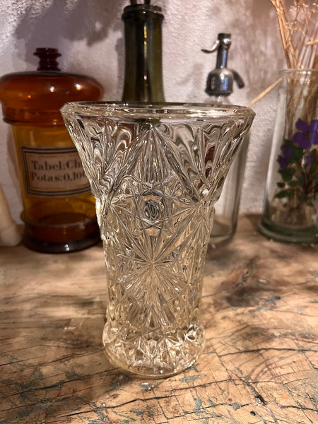 Vase vintage en verre moulé comme ciselé - Années 60