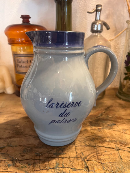 Pichet vintage en céramique bleue La réserve du patron