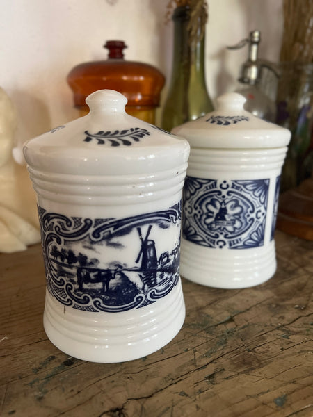 Duo de pots vintages en opaline blanche Chat Noir - Café