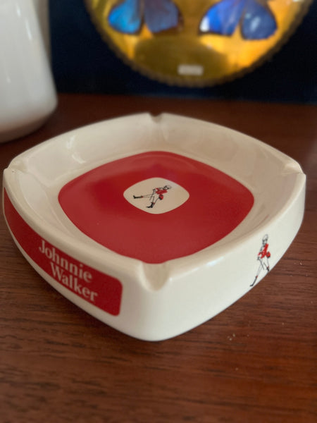 Cendrier publicitaire vintage Johnnie Walker en céramique - Wade Pdm England