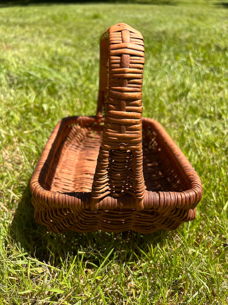 Petit panier à provisions vintage en osier tressé