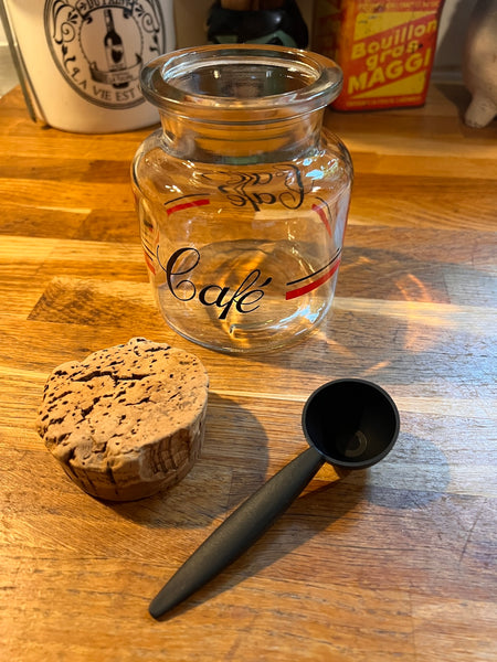 Pot à café moulu vintage au couvercle en liège