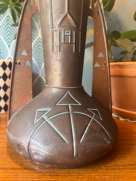 Vase en cuivre / laiton vintage fait à partir d'obus Art Nouveau - Allemagne - 1910