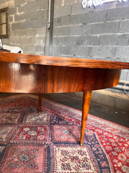 Table ronde vintage en placage de palissandre laqué avec rallonge centrale style scandinave 120cm