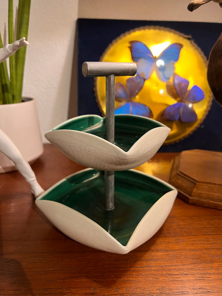 Petit serviteur vintage en céramique émaillé vert Manufacture Gado - Vallauris France - Années 50