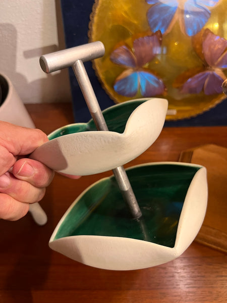 Petit serviteur vintage en céramique émaillé vert Manufacture Gado - Vallauris France - Années 50