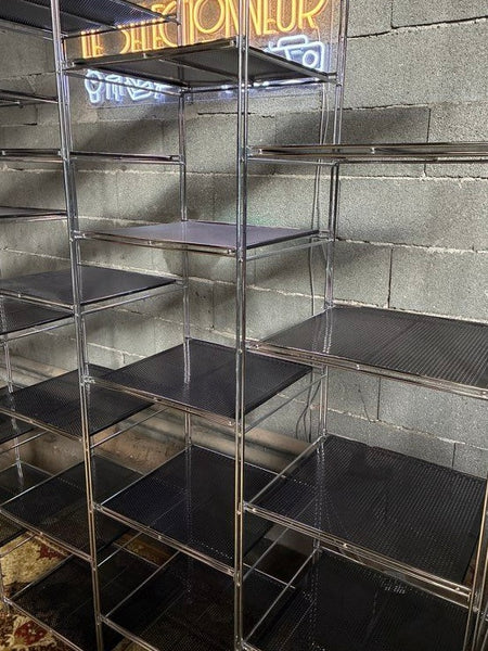 Grande étagère design / bibliothèque vintage modulable à 30 plateaux en métal 2,25x2,11m