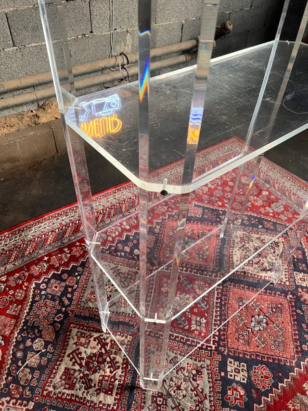 Bibliothèque / étagère vintage en plexiglas dans le goût de David Lange