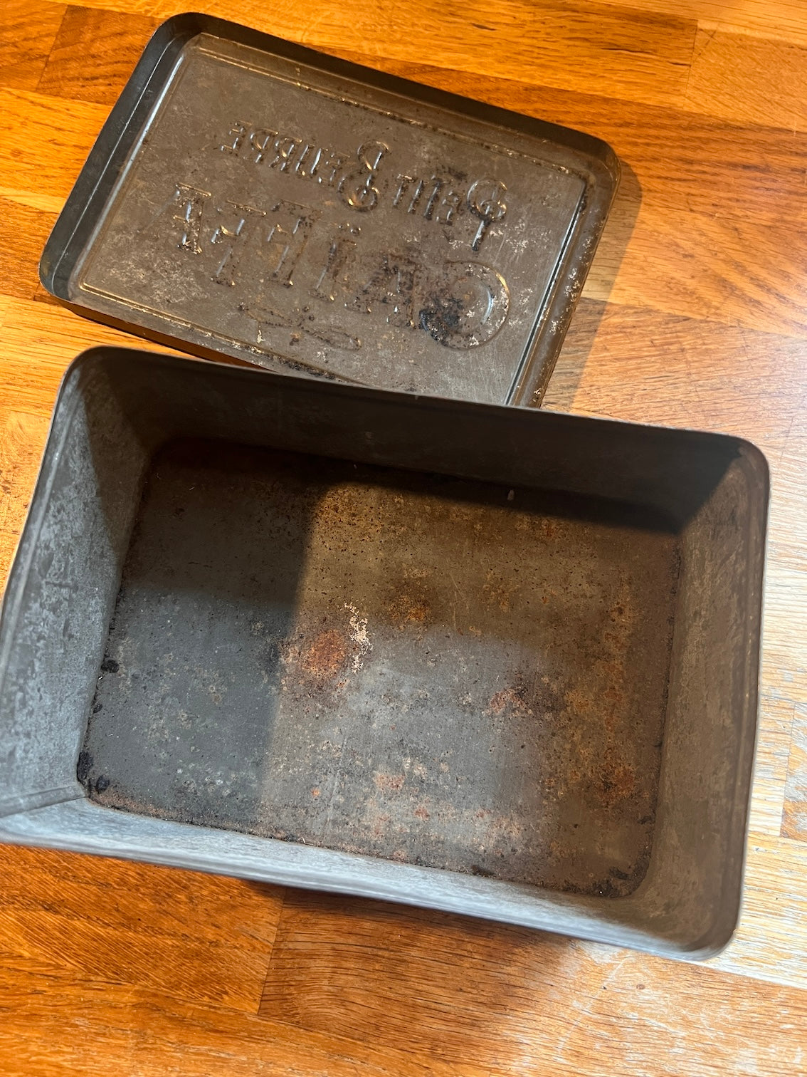 Boite métallique vintage Petit Beurre Caïffa – Le Sélectionneur