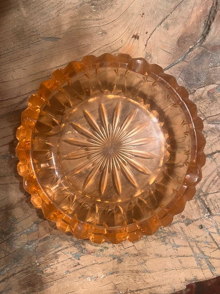Cendrier vintage en verre rose dit rosaline - Made in France - Années 50