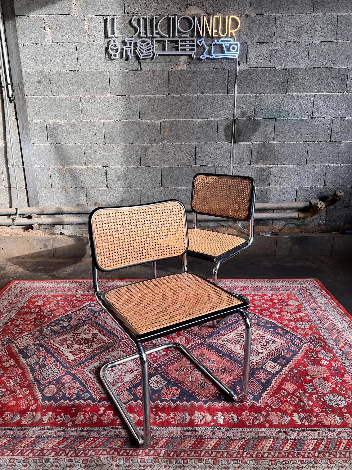 Chaise Cesca B32 noire par Marcel Breuer