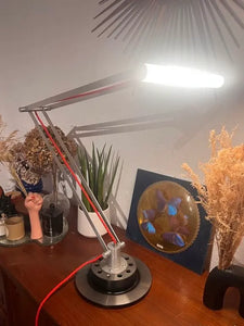 Grande lampe de table customisée au style industriel