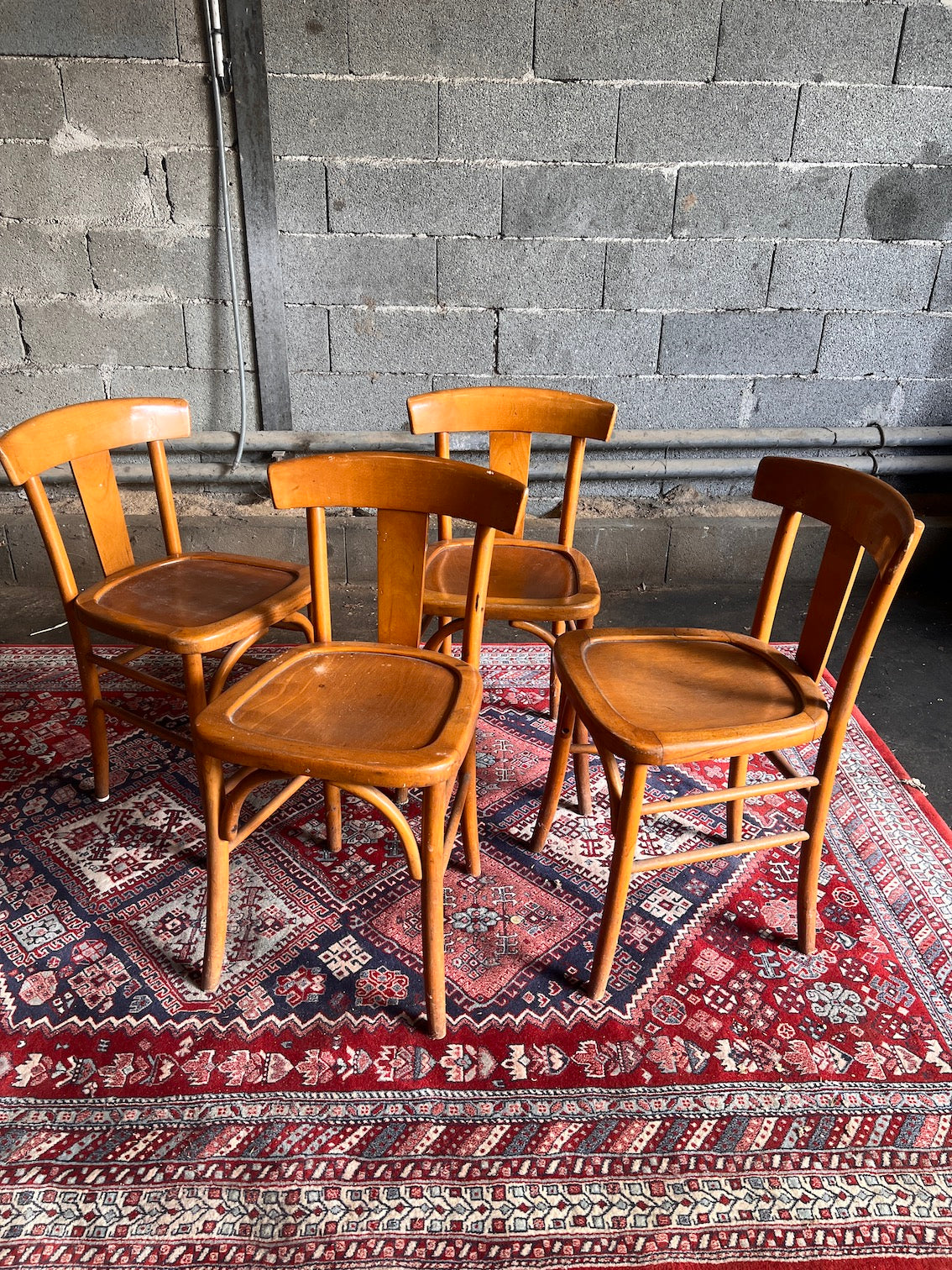 Lot de 4 chaises de bistrot vintages Luterma