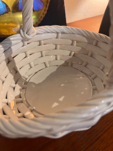 Petit panier vintage en céramique tressée et émaillé blanche