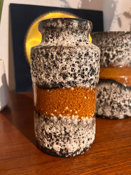 Duo des vases vintages en céramique Fat Lava - West Germany - Années 70