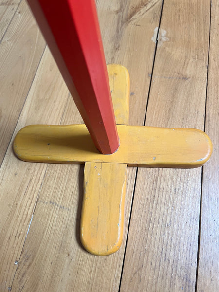 Porte-manteaux vintage pour enfants dans le goût de Pierre Sala Memphis - Années 90