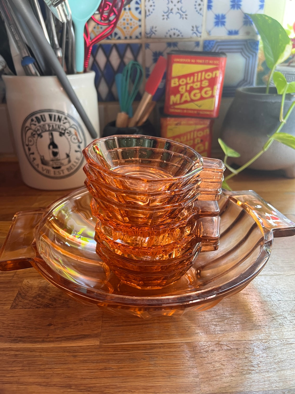 Saladier Vintage Arcopal Rosaline – Verre Ambré Rose Poudré – Bol à Fruits