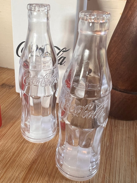 Duo salière / poivrière vintages Coca-Cola transparentes neuves