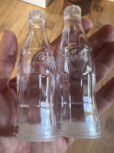 Duo salière / poivrière vintages Coca-Cola transparentes neuves