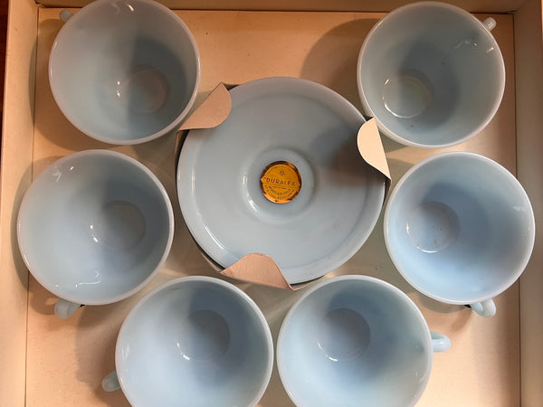 Service de tasses à café vintage en opaline bleue pale Duralex - Années 70