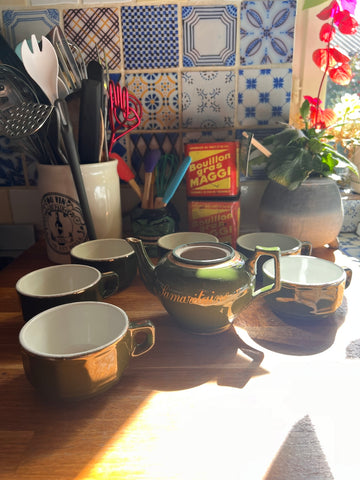 Service à café / thé vintage en céramique verte et blanche - Samaritaine et Capion Périgueux