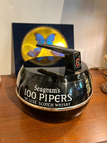 Bac à glace / glaçons publicitaire vintage Seagram 100 Pipers en forme de pierre de Curling - Années 70/80