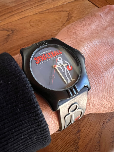 Montre vintage Adidas Streetball quartz - Années 90