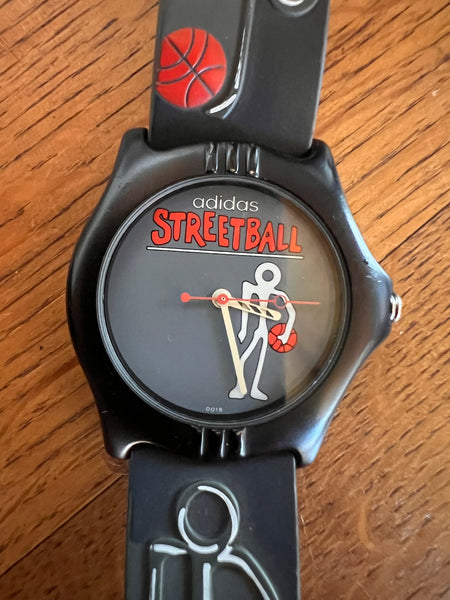 Montre vintage Adidas Streetball quartz - Années 90