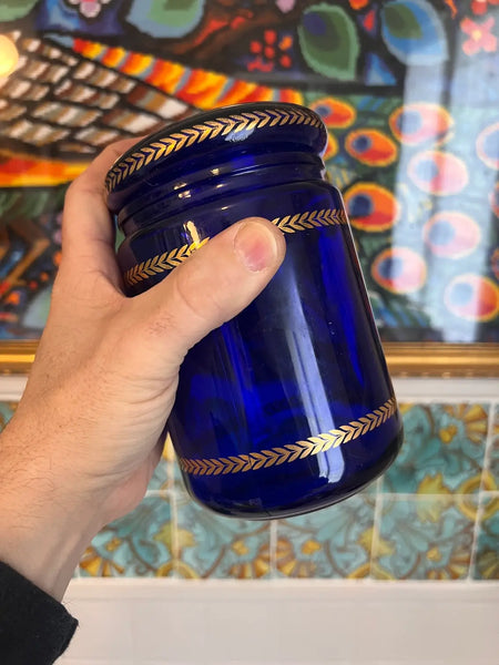 Pot vintage en verre bleu cobalt aux liserés dorés Lever