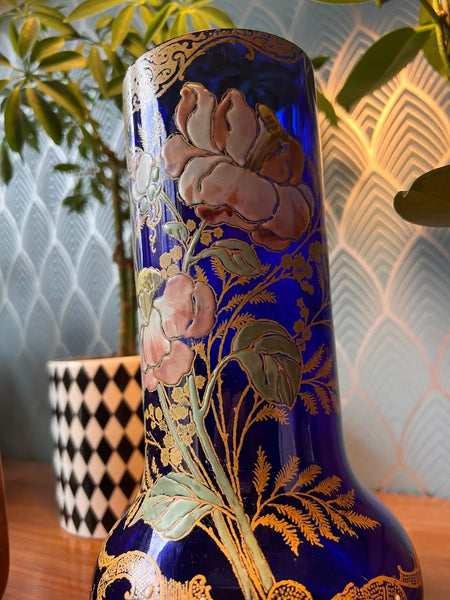 Vase vintage en verre bleu cobalt à motif floral émaillé par François-Théodore Legras - 1890/1900