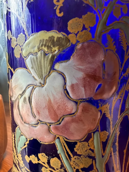 Vase vintage en verre bleu cobalt à motif floral émaillé par François-Théodore Legras - 1890/1900