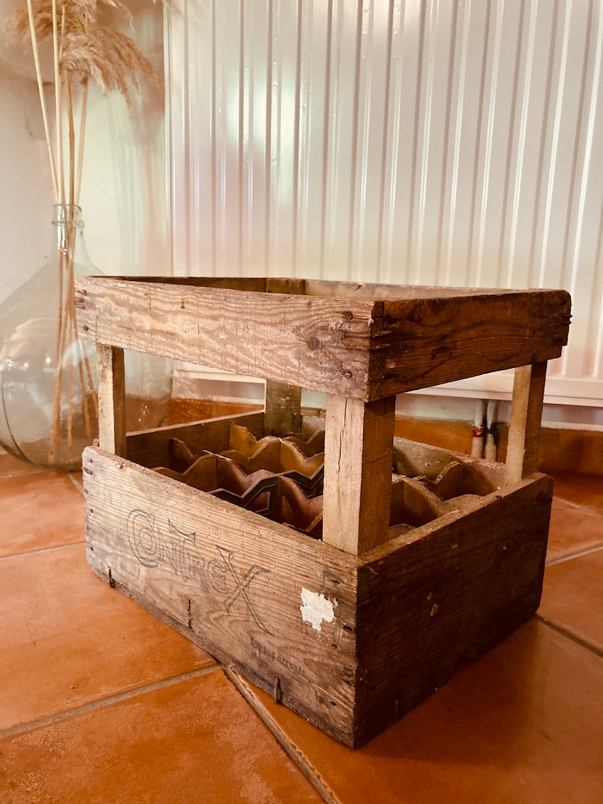 Casier à bouteilles Contrex vintage en bois
