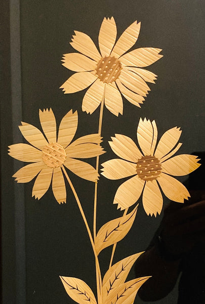 Cadre vintage marguerites en marqueterie de paille - 1975