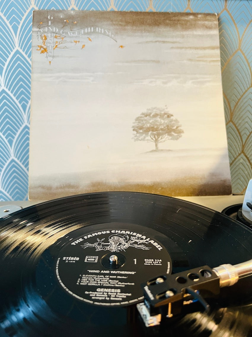 Vinyle 33 tours Genesis "Wind and Wuthering" - 1976