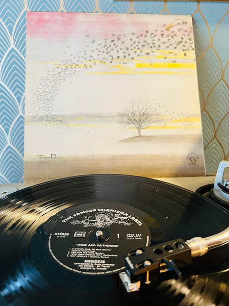 Vinyle 33 tours Genesis "Wind and Wuthering" - 1976