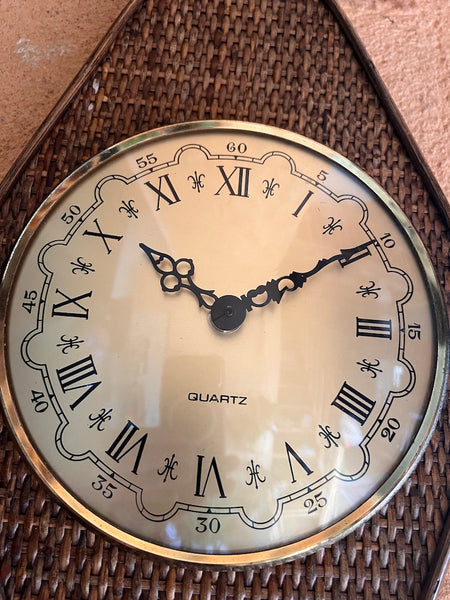 Horloge / pendule quartz en rotin tressé Art-Vannerie tout fait main