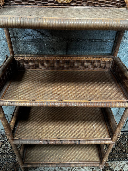 Etagère vintage en rotin et osier