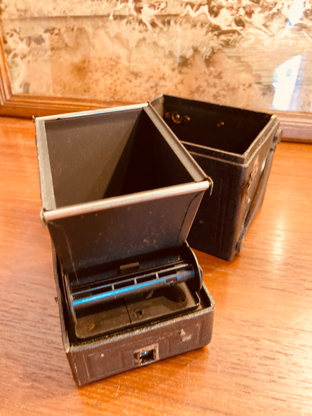 Appareil photo ancien Coronet B20 Box - Années 30