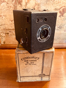 Appareil photo ancien Coronet B20 Box - Années 30