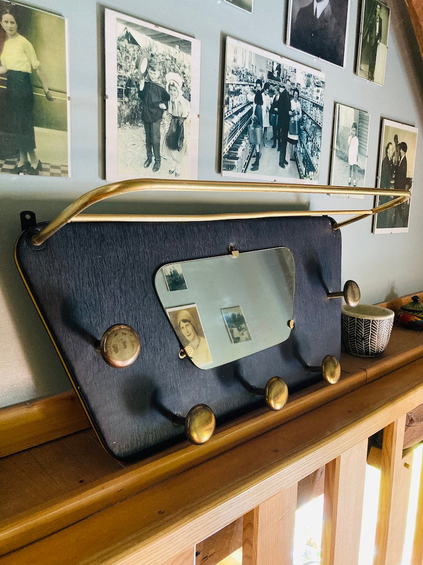 Vestiaire porte manteau vintage avec miroir en laiton