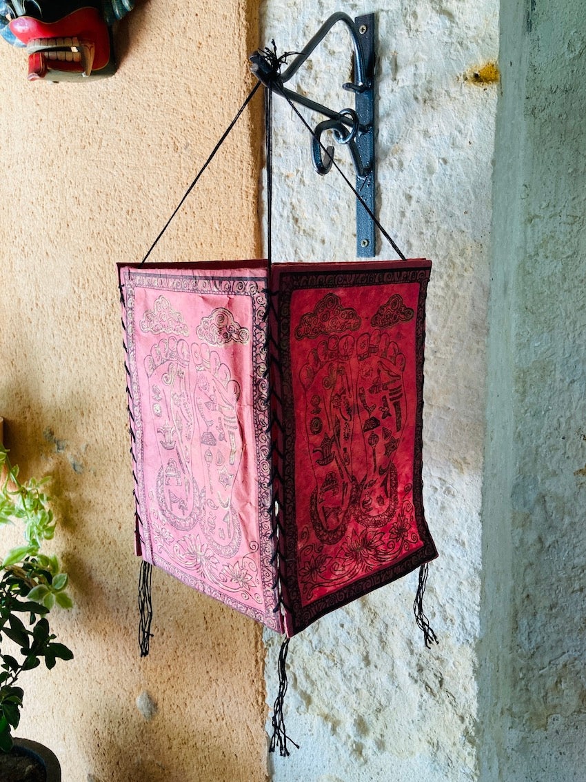 Lanterne / abat-jour en papier vintage à suspendre aux motifs népalais