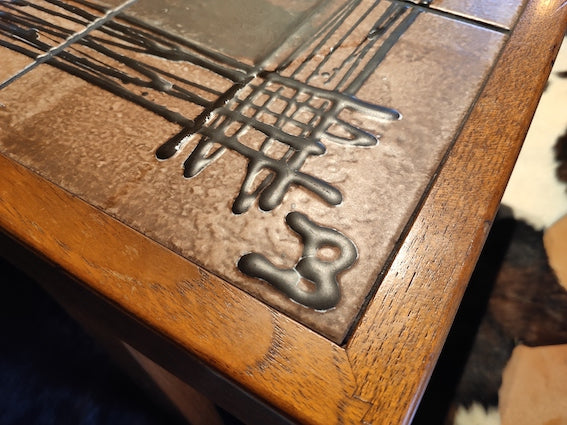 Table basse teck et carreaux de céramique Trioh Danemark 1982 - Le Sélectionneur - Brocante en ligne