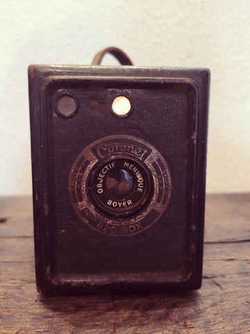 Appareil photo ancien Coronet B20 Box - Années 30 - Le Sélectionneur - Brocante en ligne