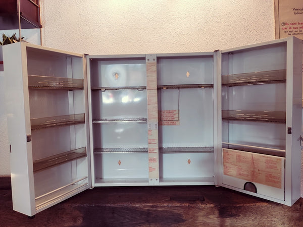 Armoire à pharmacie vintage Rossignol - Années 70 - Le Sélectionneur - Brocante en ligne