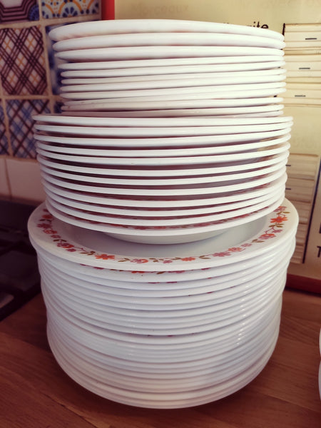 Service Arcopal vintage 57 pièces complet - Le Sélectionneur - Brocante en ligne