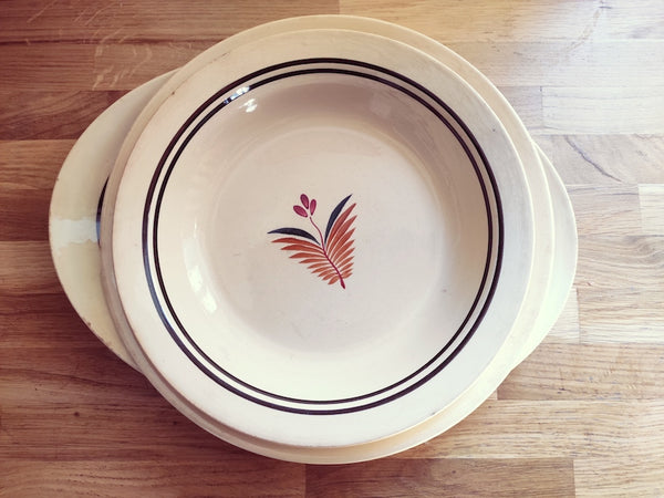Service Gien France modèle "Odile" peint à la main - Années 40/50 - Le Sélectionneur - Brocante en ligne